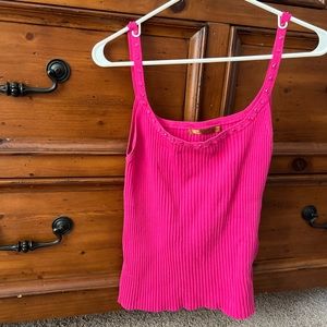 Pink tank top
